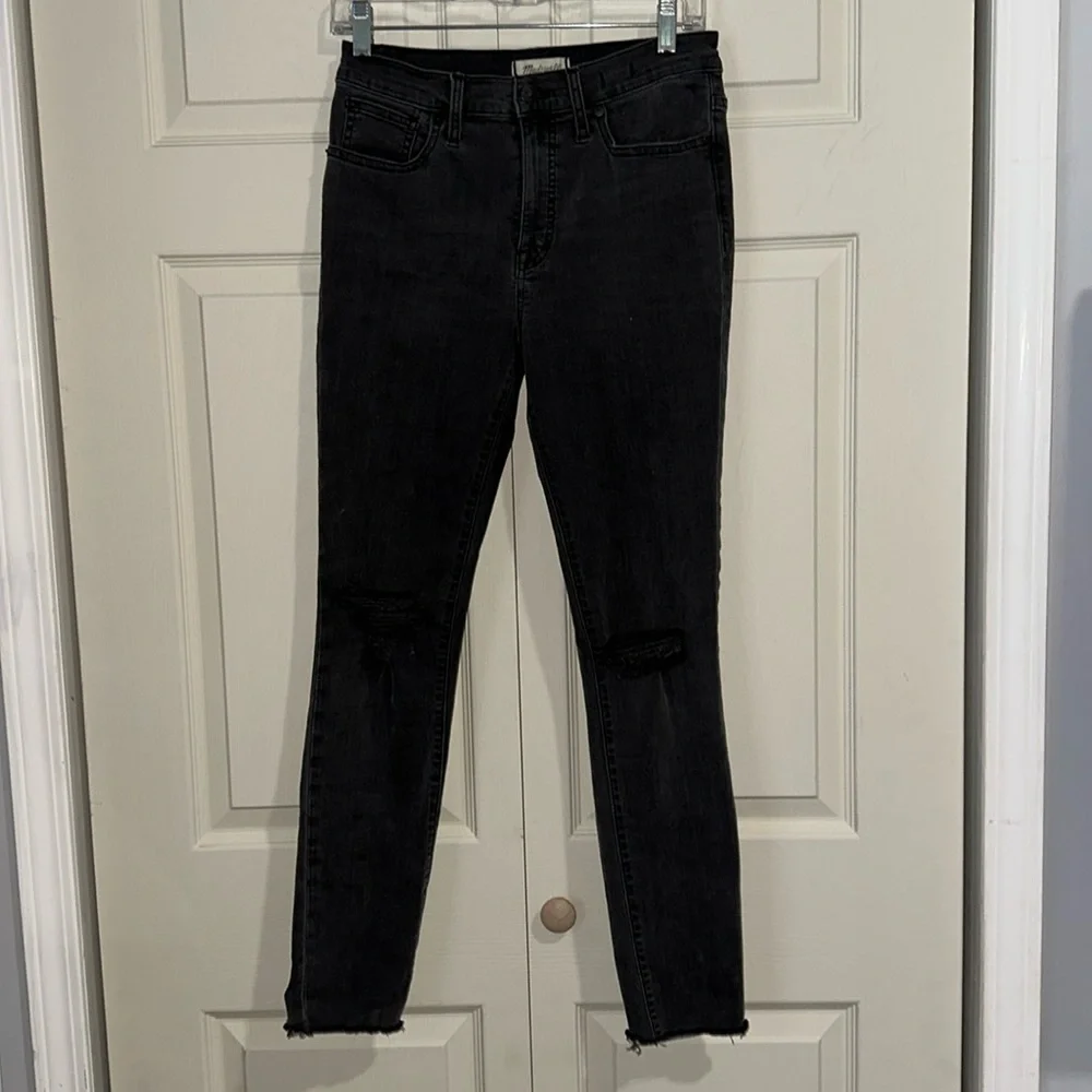 MADEWELL faded black jeans with rips - 9 in mid rise - size 28 - Picture 1 of 7